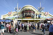 Ochsenbraterei - Spaten Festhalle auf dem Oktoberfest (©Foto: Ingrid Grossmann)